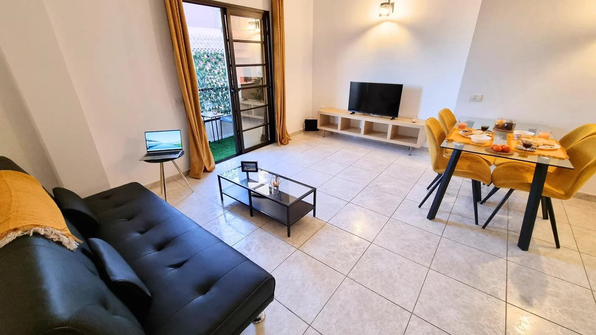 Diadas Home Guargacho Apartment